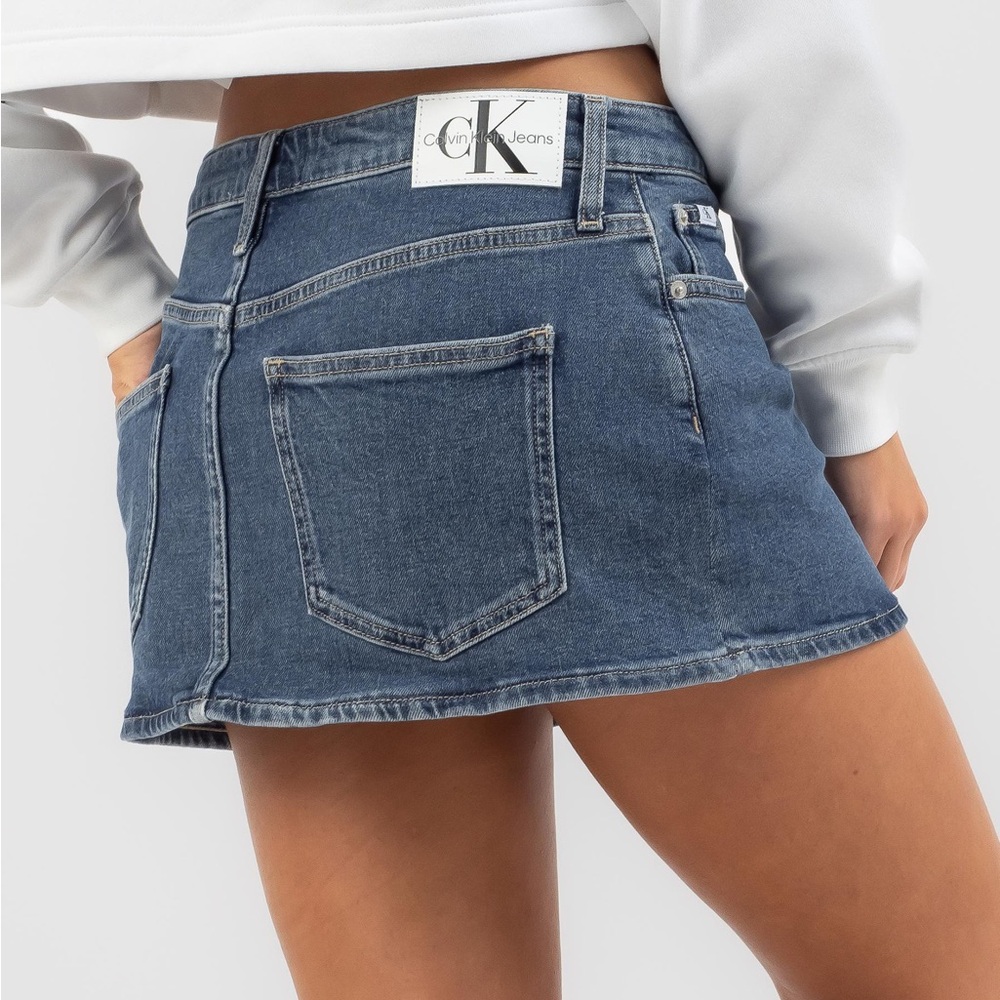 Calvin Klein Women's Classic Blue Mini Skirt